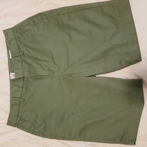Gap Size 10 Bermuda Shorts Olive Green